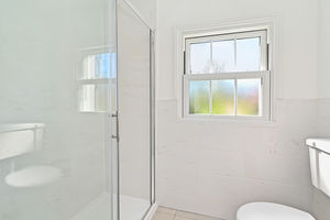 Photo 32- click for photo gallery